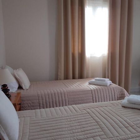 Vicky'S Guesthouse Кавос Экстерьер фото