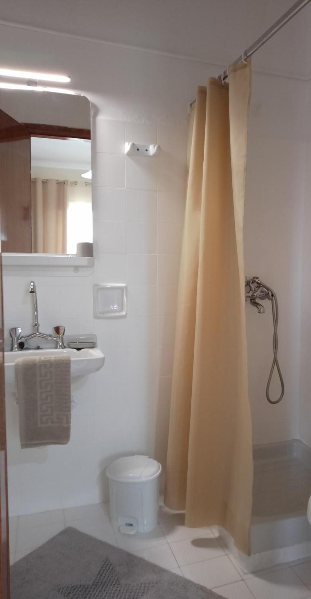 Vicky'S Guesthouse Кавос Экстерьер фото